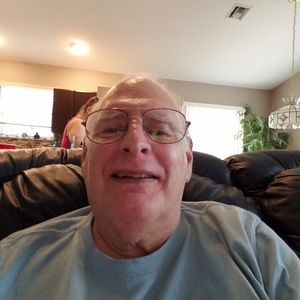 Meet your Posher, Kenneth